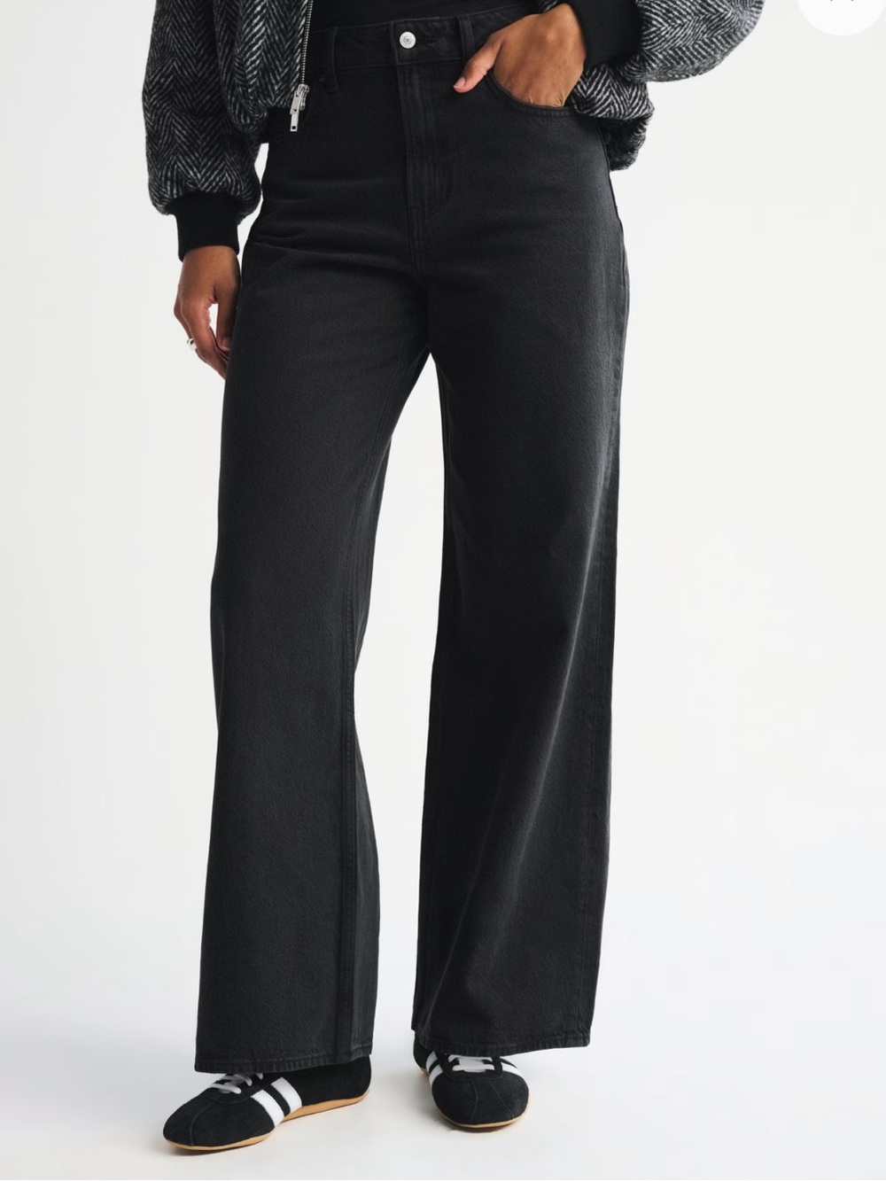 Abercrombie & Fitch Black Curve Love High Rise Wide Leg Jean 28L - Picture 6 of 10